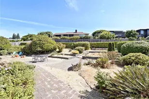 1012 Evergreen Dr, Bellevue, WA 98004 - Photo 23
