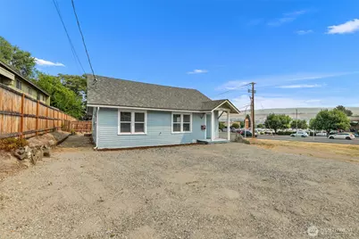 1004 5th Street, Wenatchee, WA 98801 - Photo 7