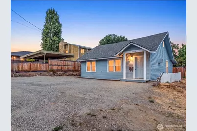 1004 5th Street, Wenatchee, WA 98801 - Photo 1