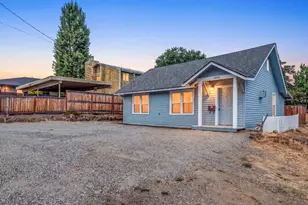 1004 Fifth St, Wenatchee, WA 98801 - Photo 1