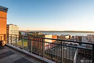 2415 2nd Ave, Seattle, WA 98121 - Photo 29