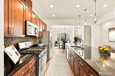 3005 34th Place, Everett, WA 98201 - Photo 5