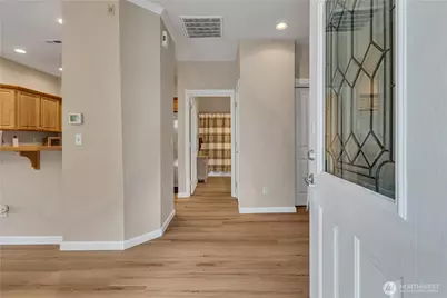 10700 SE 260th Street #A101, Kent, WA 98030 - Photo 5