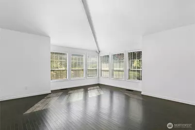 2836 213th Avenue SE, Sammamish, WA 98075 - Photo 5