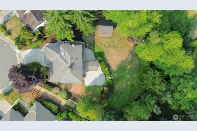 2836 213th Avenue SE, Sammamish, WA 98075 - Photo 39