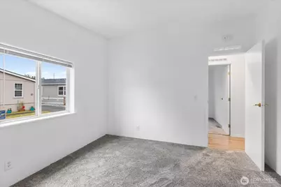 11100 4th Avenue W #4, Everett, WA 98204 - Photo 33