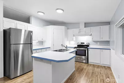 11100 4th Avenue W #4, Everett, WA 98204 - Photo 5