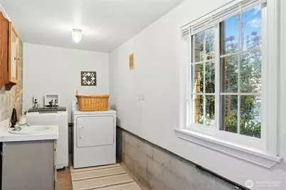 469 Maple Avenue SW, Renton, WA 98057 - Photo 19