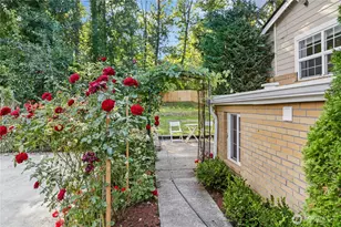 469 Maple Ave SW, Renton, WA 98057 - Photo 31