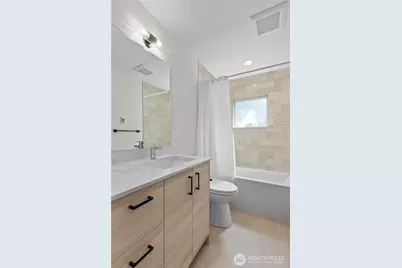 8332 26th Avenue NW, Seattle, WA 98117 - Photo 9