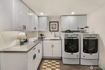 939 13th Avenue E, Seattle, WA 98102 - Photo 33