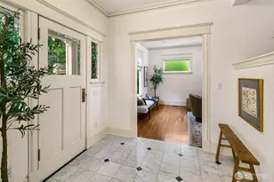 939 13th Ave E, Seattle, WA 98102 - Photo 3