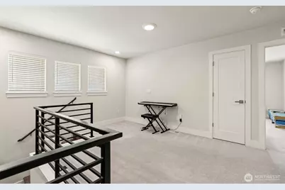 18804 14th Place W, Lynnwood, WA 98037 - Photo 17