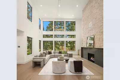 2009 102nd Place SE, Bellevue, WA 98004 - Photo 3