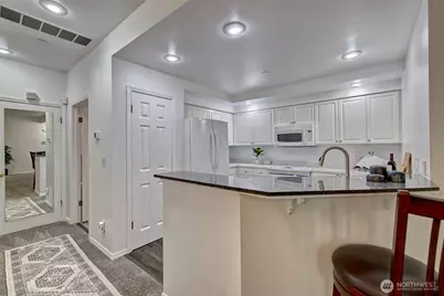 714 228th Street SW #O-101, Bothell, WA 98021 - Photo 9