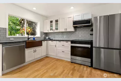 3406 W Government Way #3, Seattle, WA 98199 - Photo 3