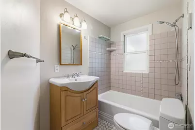 346 N 102nd Street, Seattle, WA 98133 - Photo 19