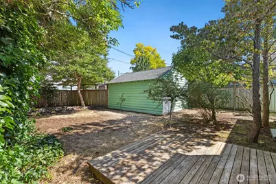346 N 102nd Street, Seattle, WA 98133 - Photo 23
