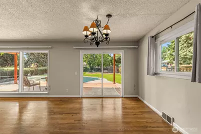 1225 Castlerock Avenue, Wenatchee, WA 98801 - Photo 17
