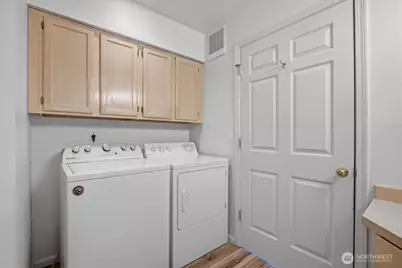321 SE Orchard Dr. #13, North Bend, WA 98045 - Photo 9