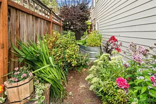 7803 218th St SW, Edmonds, WA 98026 - Photo 33