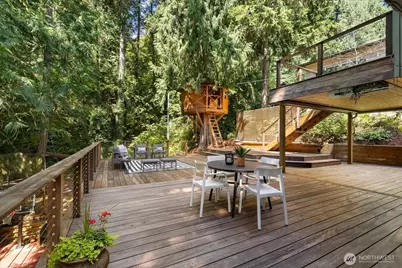 2035 West Lake Sammamish Parkway SE, Bellevue, WA 98008 - Photo 27