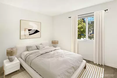 9255 Greenwood Avenue N #27, Seattle, WA 98103 - Photo 5