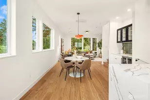 536 W Barrett St, Seattle, WA 98109 - Photo 7