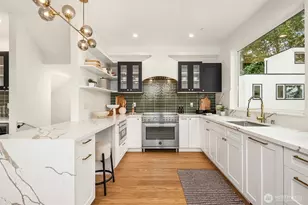 536 W Barrett St, Seattle, WA 98109 - Photo 3