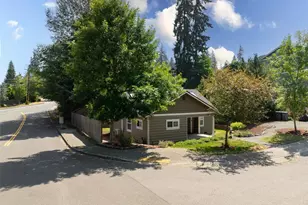 8183 NE 165th St, Kenmore, WA 98028 - Photo 33