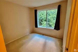5583 Lakemont Blvd SE, Bellevue, WA 98006 - Photo 11