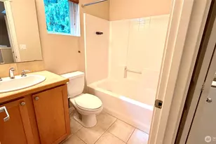 5583 Lakemont Blvd SE, Bellevue, WA 98006 - Photo 19