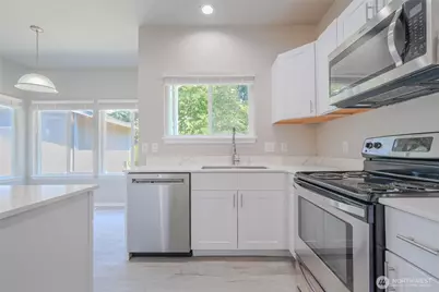 19500 6th Avenue S, Des Moines, WA 98148 - Photo 9