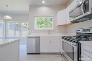 19500 6th Ave S, Des Moines, WA 98148 - Photo 9