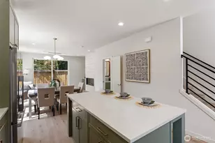 8037 Wallingford Ave N, Seattle, WA 98103 - Photo 7