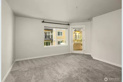 12534 15th Avenue NE #22, Seattle, WA 98125 - Photo 3