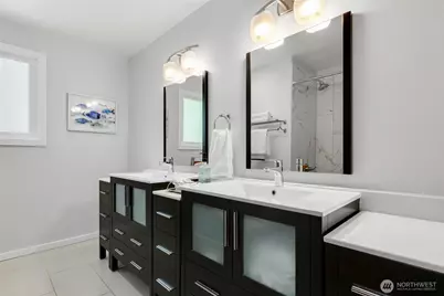 8808 NE 14th Street, Clyde Hill, WA 98004 - Photo 23