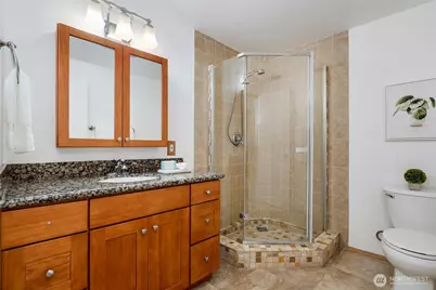 8808 NE 14th Street, Clyde Hill, WA 98004 - Photo 17