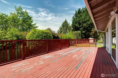 8808 NE 14th Street, Clyde Hill, WA 98004 - Photo 25