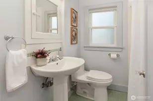 3058 38th Ave SW, Seattle, WA 98126 - Photo 17