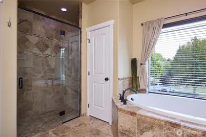 404 Coyote Ridge Dr, Walla Walla, WA 99362 - Photo 17
