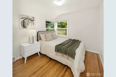 7346 19th Avenue NE, Seattle, WA 98115 - Photo 23
