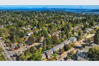 7346 19th Avenue NE, Seattle, WA 98115 - Photo 37