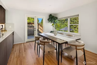 7346 19th Avenue NE, Seattle, WA 98115 - Photo 9