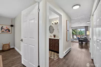 25004 Lake Fenwick Road S #33, Kent, WA 98032 - Photo 9