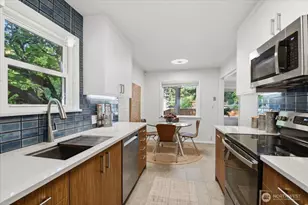 11058 17th Ave NE, Seattle, WA 98125 - Photo 9