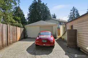 11058 17th Ave NE, Seattle, WA 98125 - Photo 27
