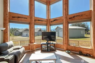 114 Blackberry Ln, Port Angeles, WA 98362 - Photo 9