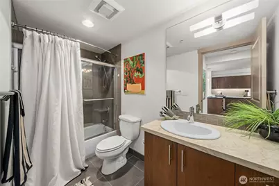 4547 8th Avenue NE #504, Seattle, WA 98105 - Photo 21