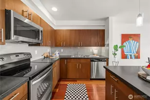 4547 8th Ave NE, Seattle, WA 98105 - Photo 17